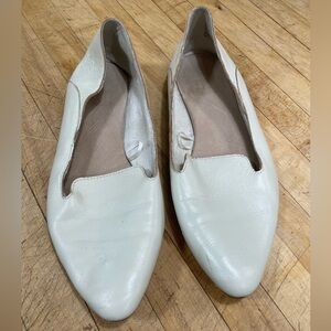GAP Cream Flats Versatile Leather Loafers